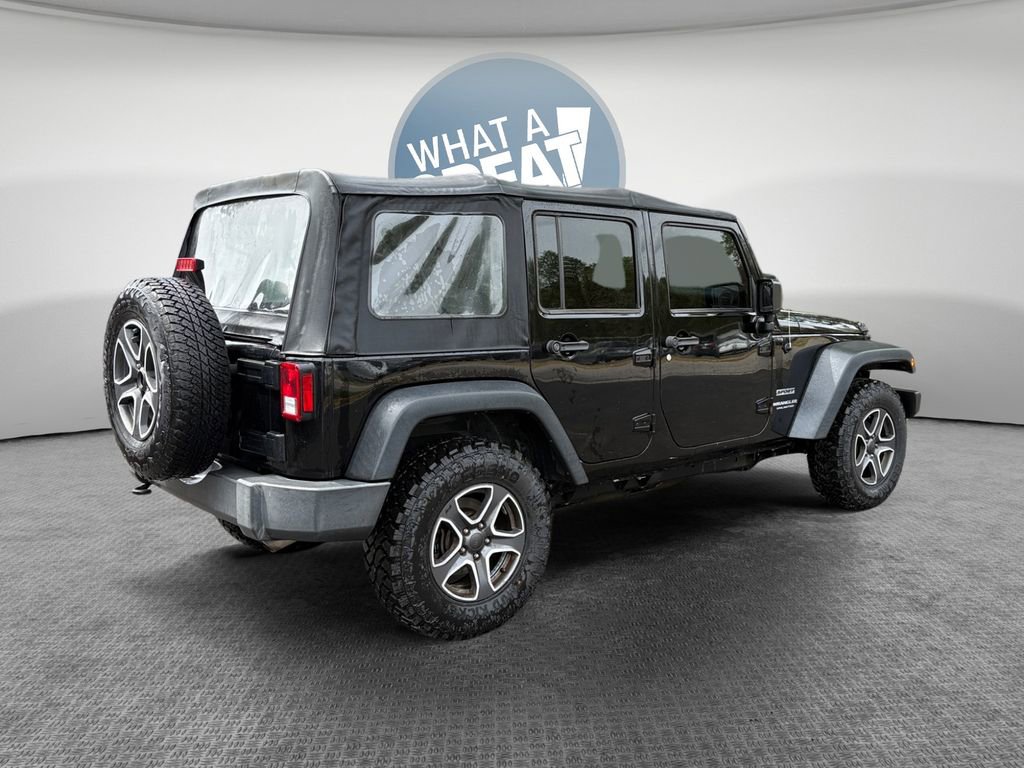Used 2016 Jeep Wrangler Unlimited Sport image 3