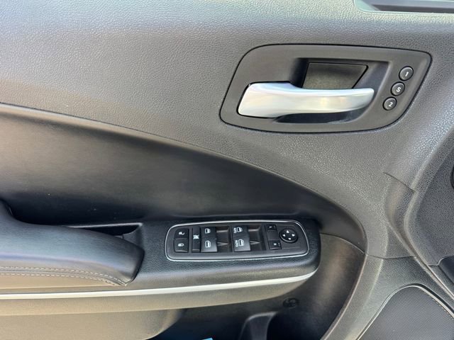 Used 2022 Dodge Charger SXT w/ Leather Interior Group image 14