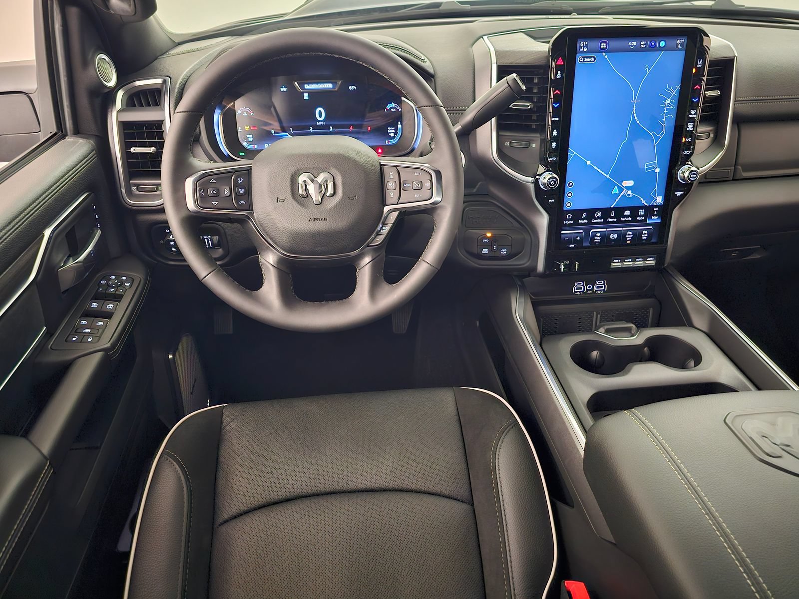 New 2026 RAM 2500 Laramie AWD/4WD image 7