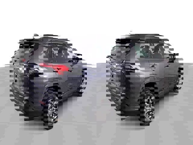 Used 2025 Toyota RAV4 LE image 8