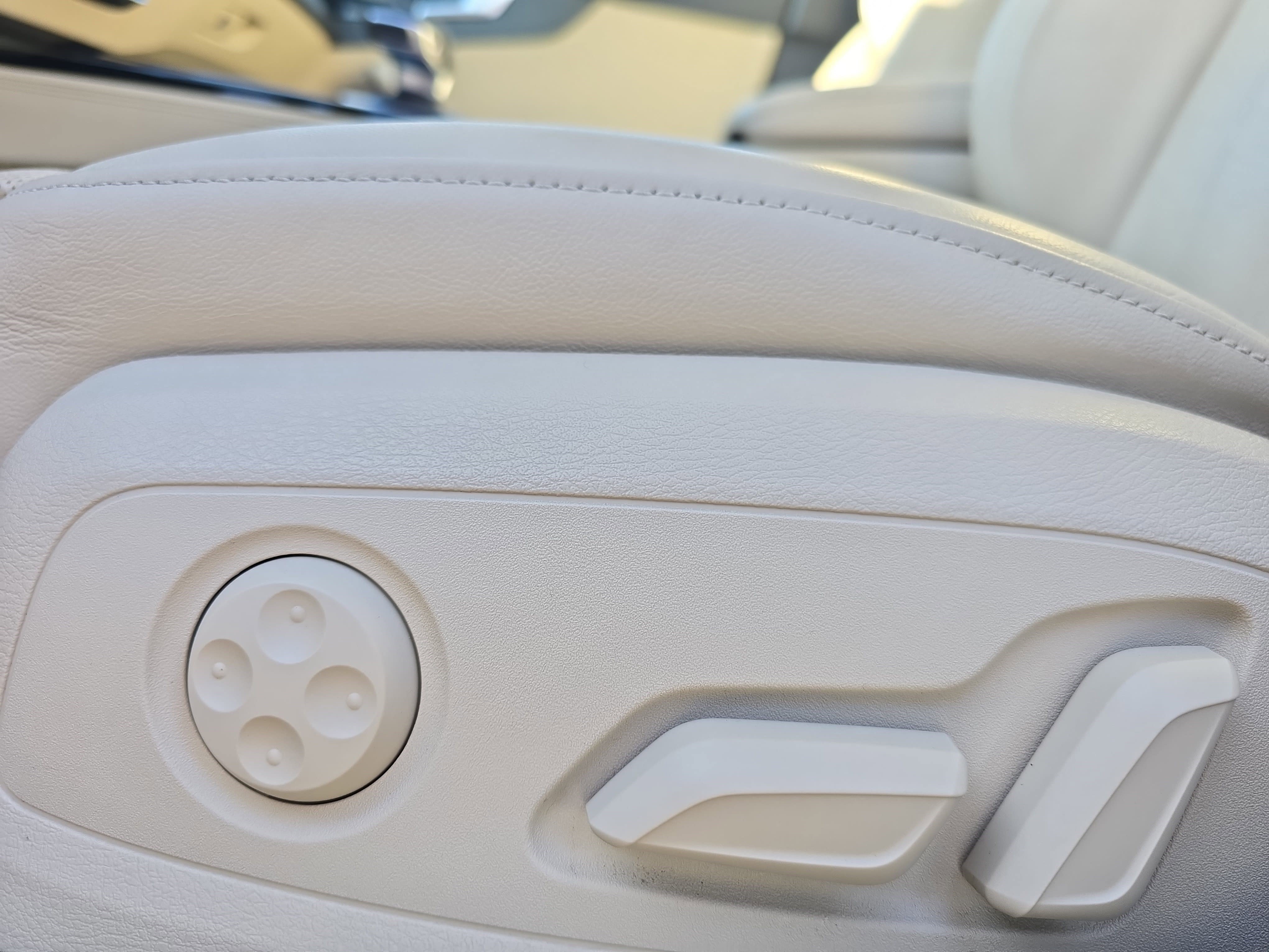 Used 2023 Audi A4 2.0T Premium Plus w/ Premium Plus Package image 26