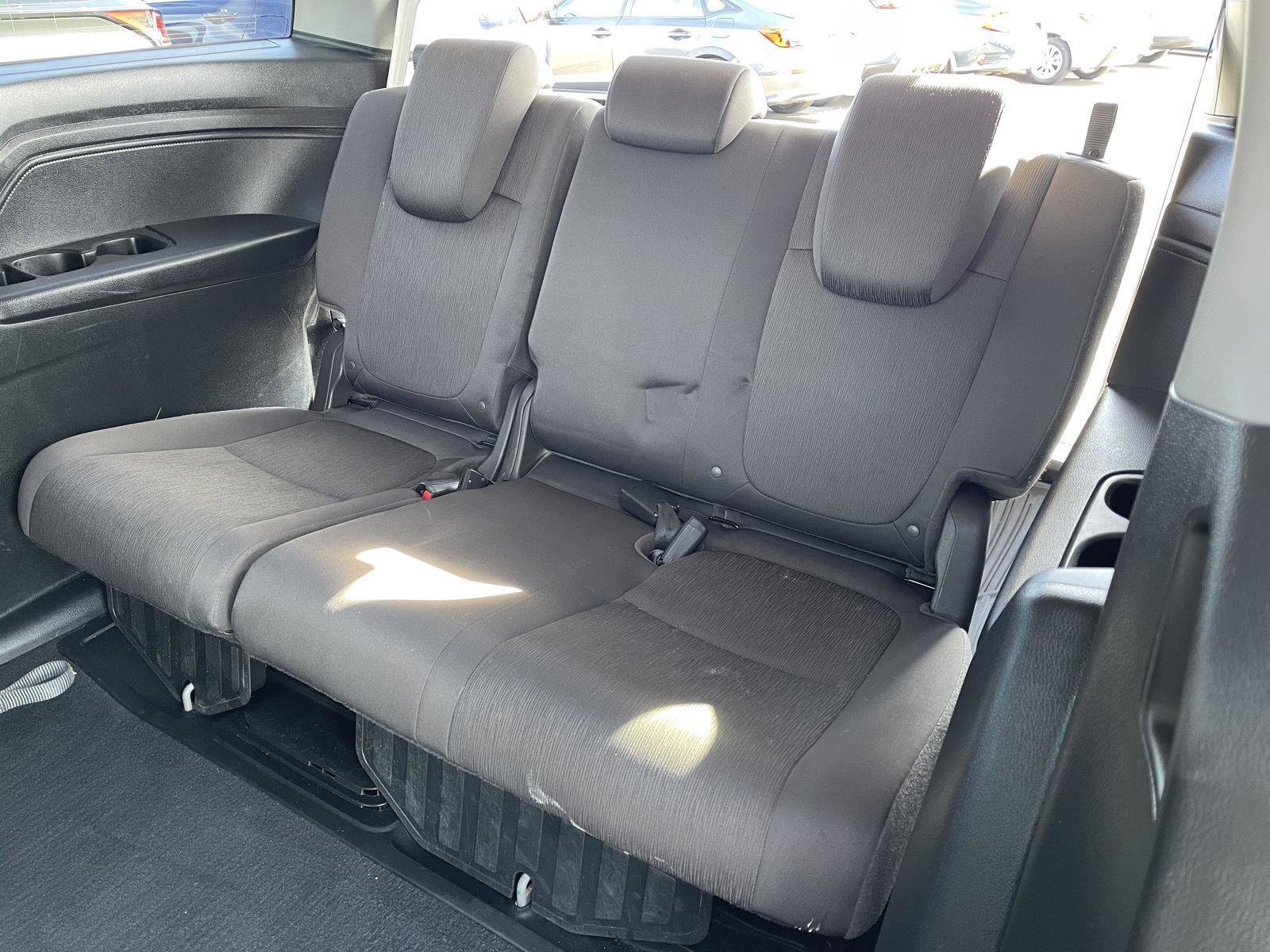 Used 2018 Honda Odyssey LX image 14