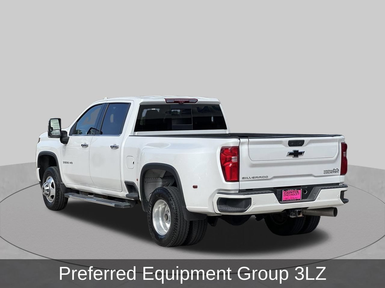 Used 2022 Chevrolet Silverado 3500 High Country AWD/4WD image 3