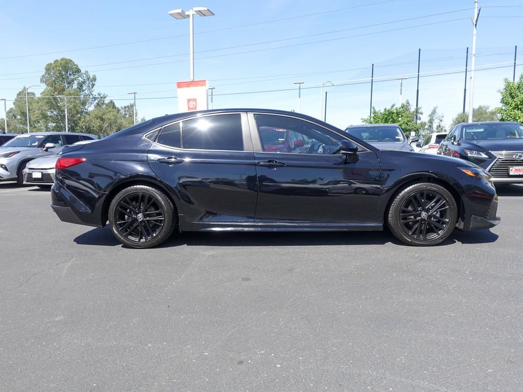 Used 2025 Toyota Camry SE w/ Multimedia Upgrade Package FWD video 2