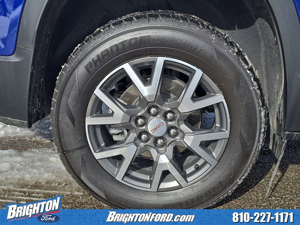 Used 2023 GMC Acadia SLE image 5