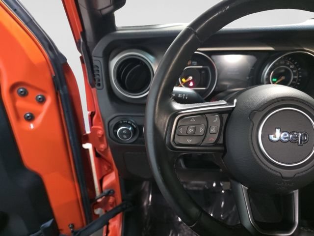 Used 2020 Jeep Gladiator Sport w/ Quick Order Package 24S AWD/4WD image 15