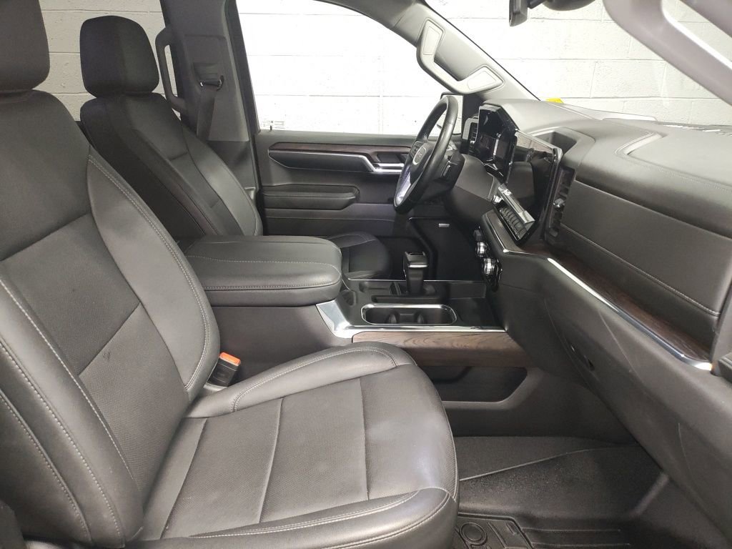 Used 2024 GMC Sierra 1500 SLT w/ SLT Premium Plus Package image 7