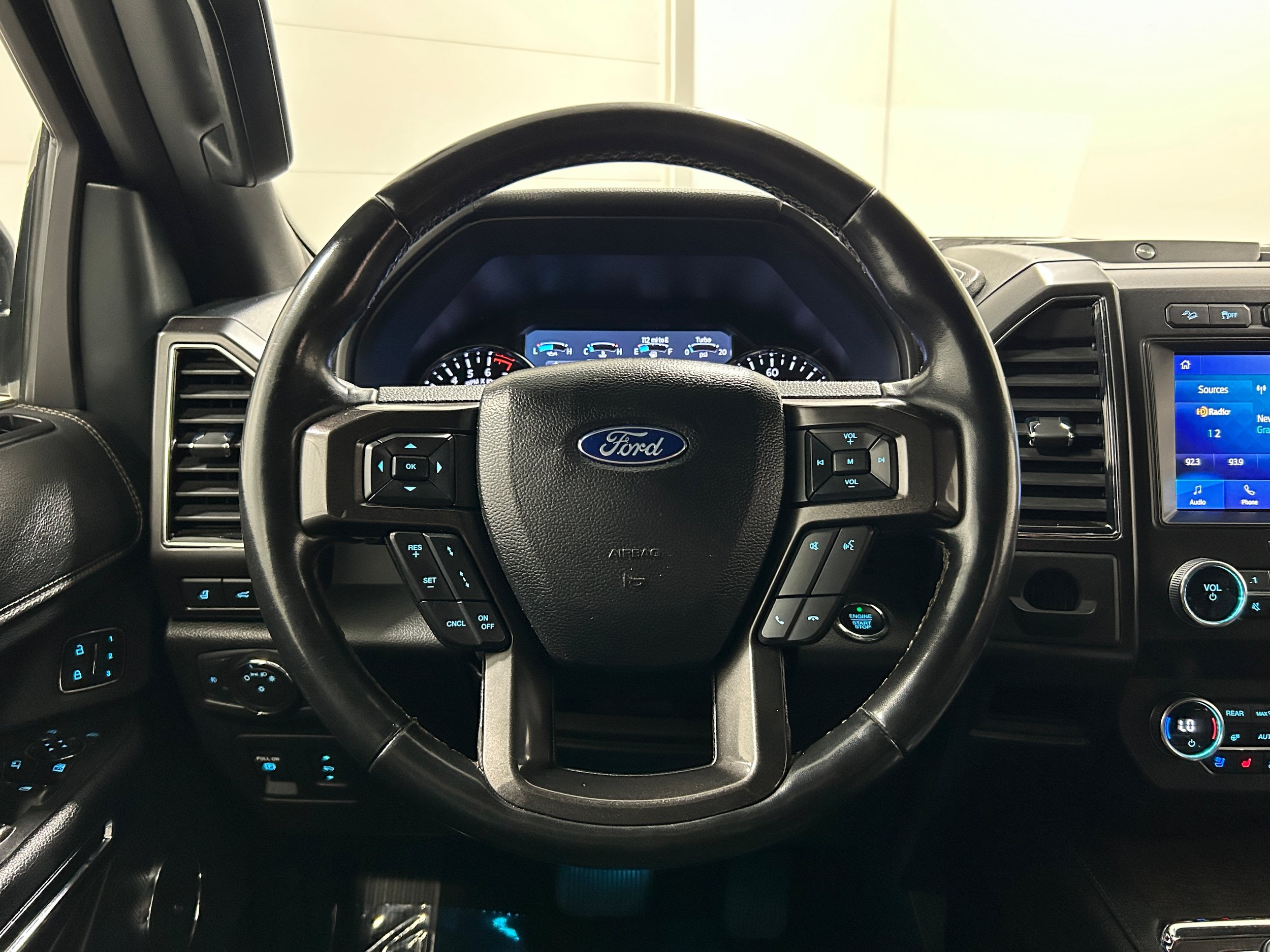 Used 2021 Ford Expedition Max Limited AWD/4WD image 13