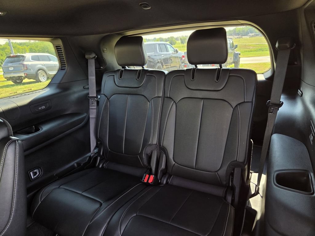 Used 2024 Jeep Grand Cherokee L Limited w/ Black Appearance Package RWD image 36
