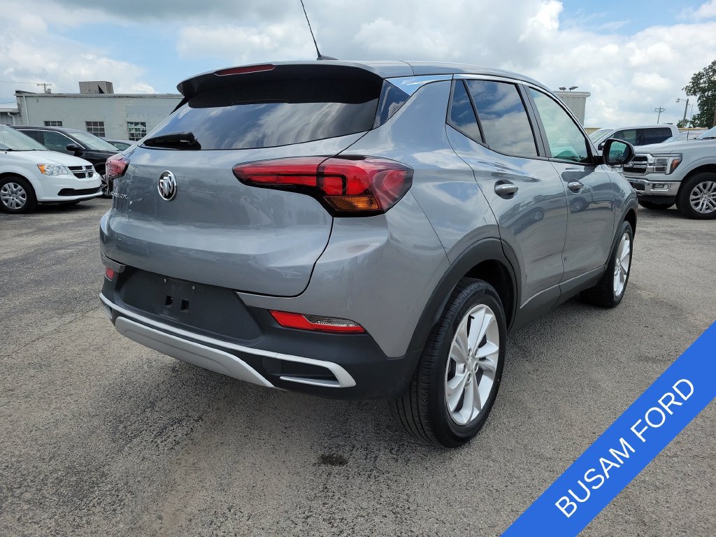 Used 2023 Buick Encore GX Preferred w/ Cold Weather Comfort Package FWD image 5