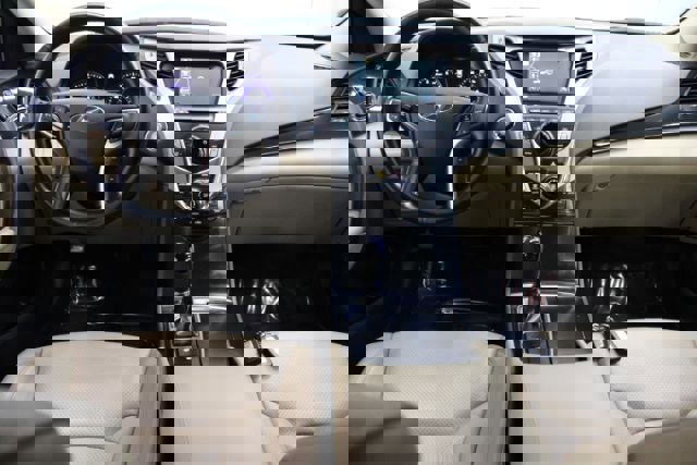 Used 2013 Hyundai Azera Limited image 2