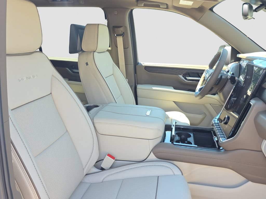 New 2026 GMC Yukon XL Denali w/ Advanced Technology Package AWD/4WD image 20