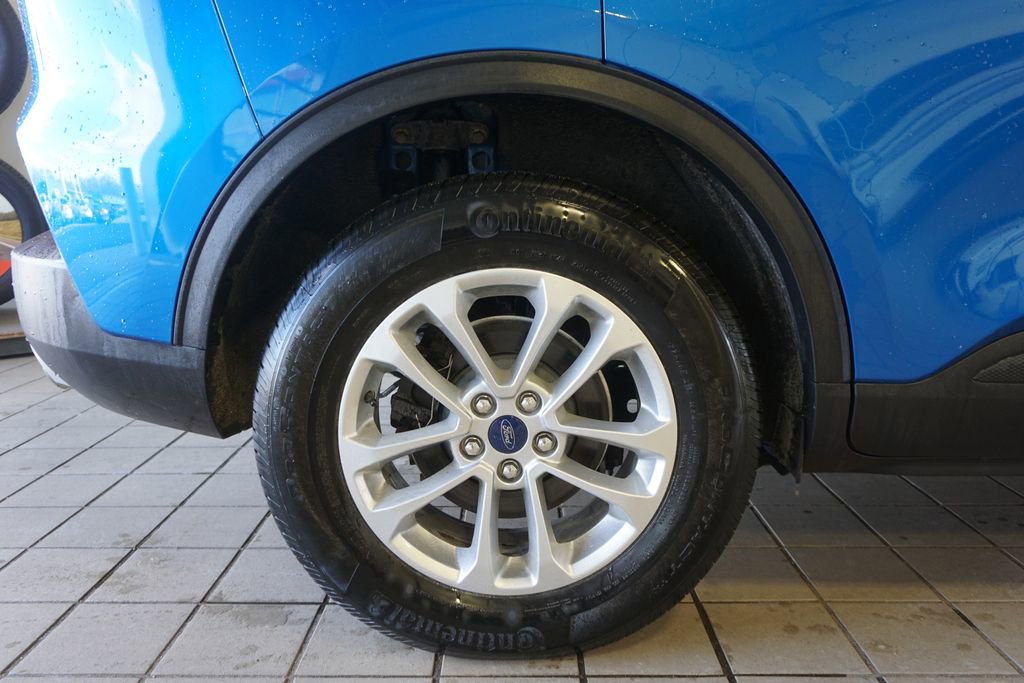Used 2020 Ford Escape SE image 29