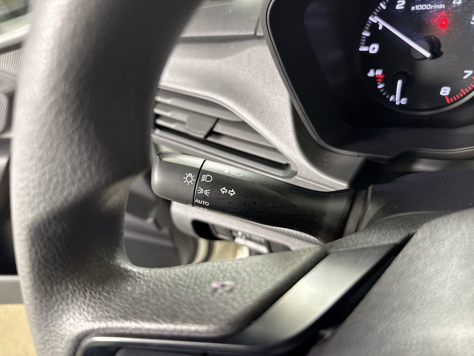 Used 2024 Subaru Crosstrek 2.0i AWD/4WD image 14