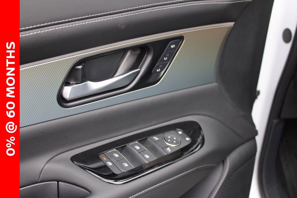 New 2025 Nissan Murano SL image 13