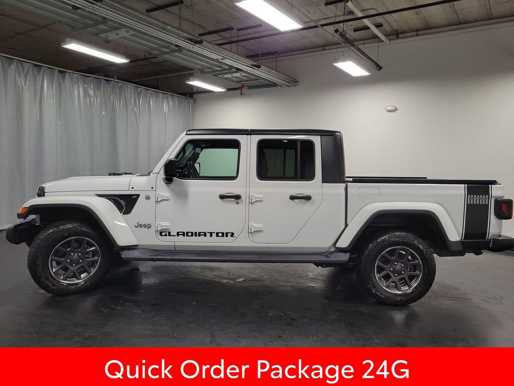 Used 2021 Jeep Gladiator Overland w/ Trailer Tow Package image 5
