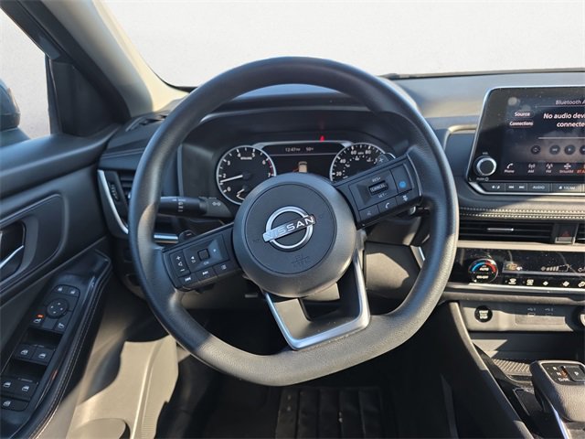 Used 2024 Nissan Rogue SV image 12