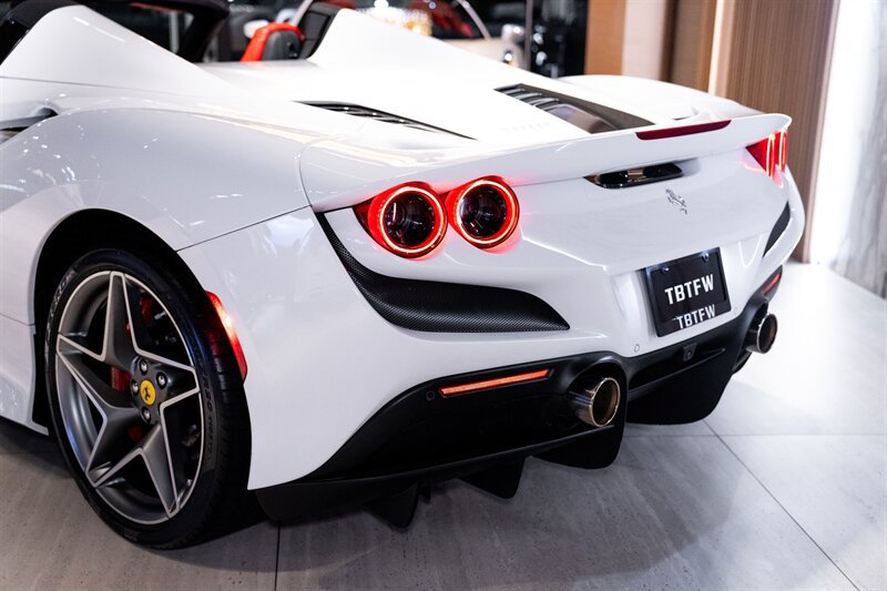 Used 2021 Ferrari F8 Tributo RWD image 28