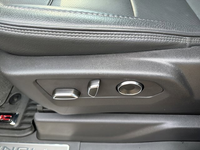 Used 2025 GMC Sierra 1500 Denali image 17
