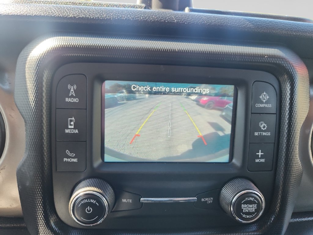 Used 2018 Jeep Wrangler Unlimited Sport S AWD/4WD image 21