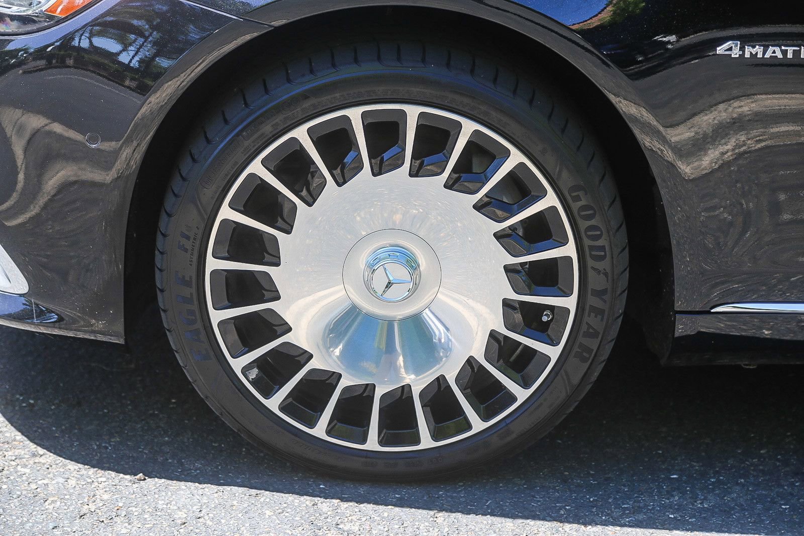 Used 2020 Mercedes-Benz Maybach S 560 4MATIC image 9