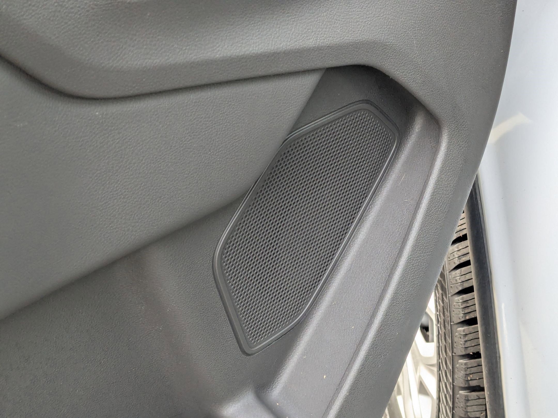 Used 2024 Ford Transit 250 Low Roof w/ Exterior Upgrade Package image 15