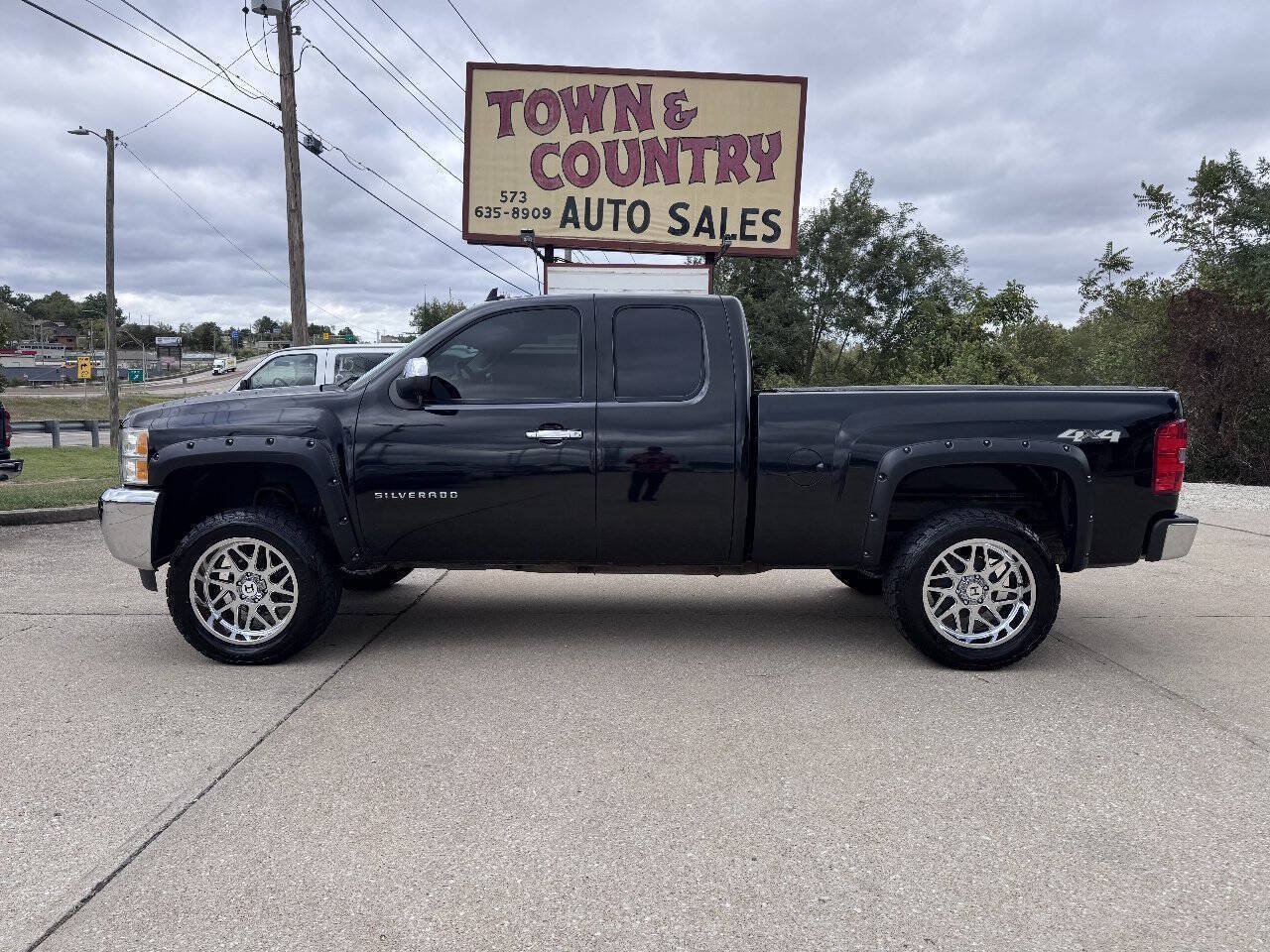 Used 2012 Chevrolet Silverado 1500 LT AWD/4WD image 4