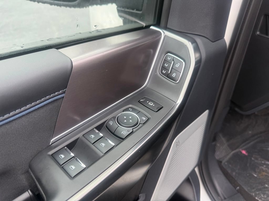 New 2026 Ford F250 Platinum AWD/4WD image 16