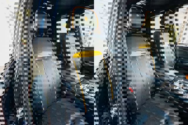 Used 2020 Rolls-Royce Cullinan Black Badge image 88