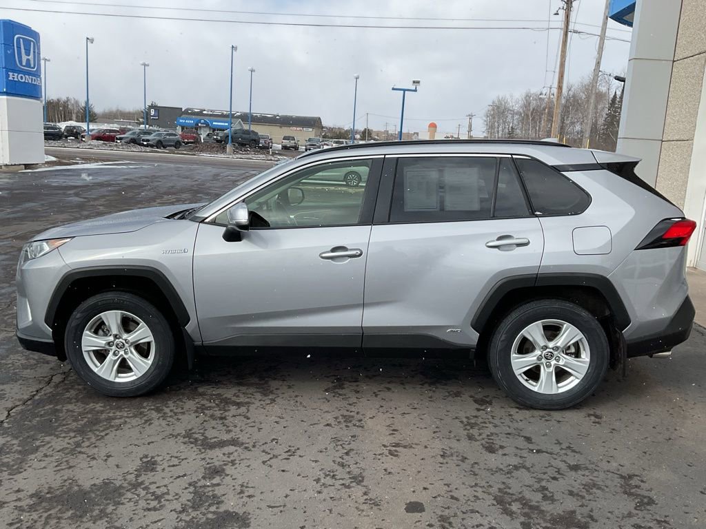 Used 2020 Toyota RAV4 XLE w/ Convenience Package image 8