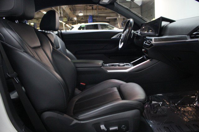 Used 2024 BMW 430i Convertible RWD image 22