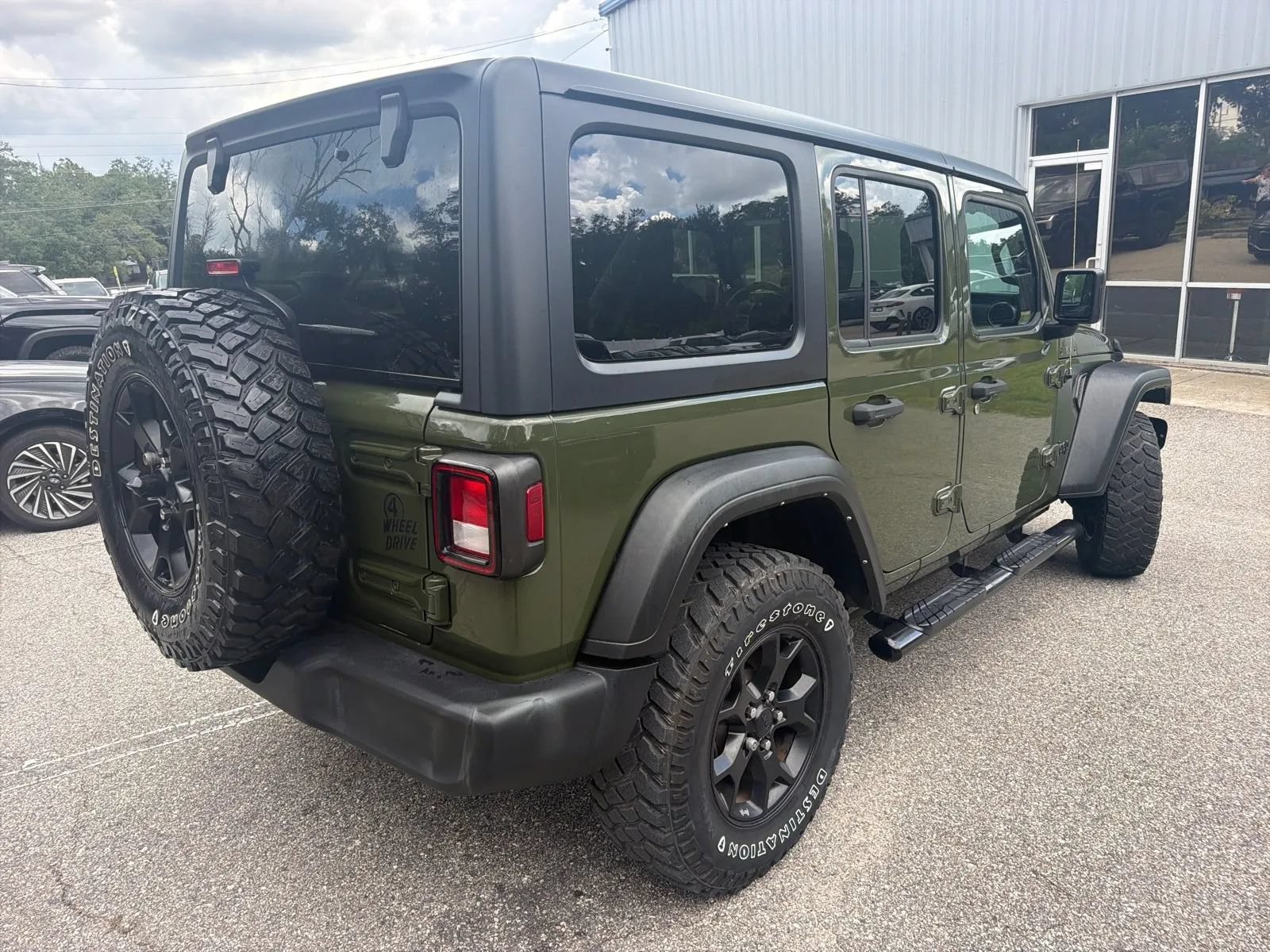 Used 2021 Jeep Wrangler Unlimited Sport AWD/4WD image 8