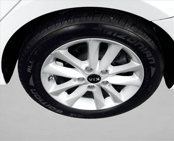 Used 2017 Kia Forte LX w/ LX Popular Package image 9