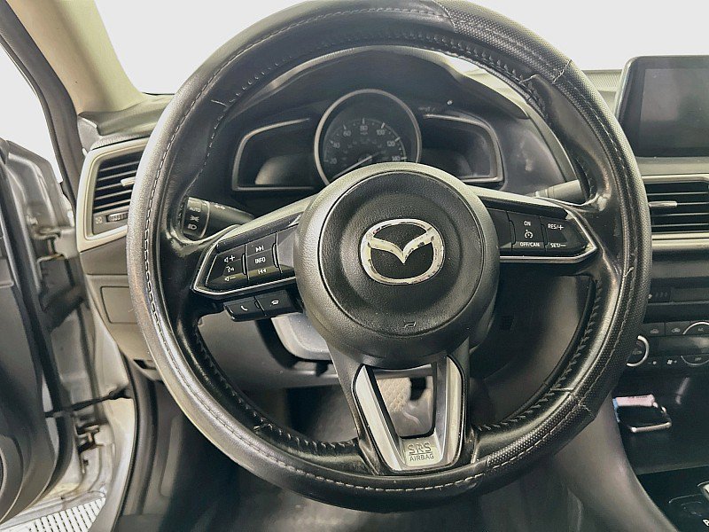 Used 2017 MAZDA MAZDA3 Touring FWD image 12