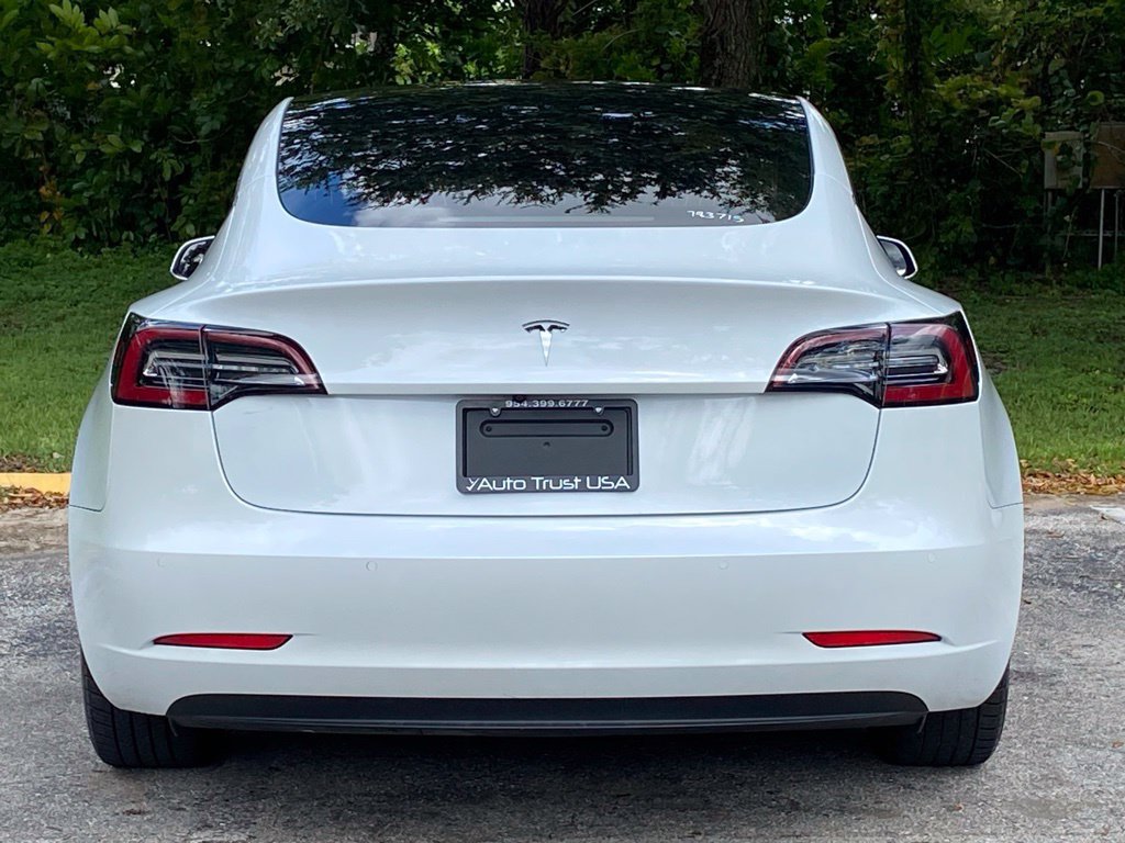Used 2020 Tesla Model 3 Standard Range RWD image 7