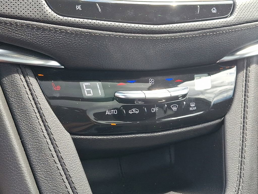 Used 2023 Cadillac XT5 Premium Luxury w/ Technology Package image 22
