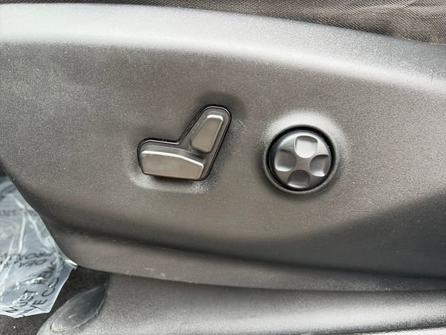 Used 2022 Chrysler Pacifica Touring AWD/4WD image 26