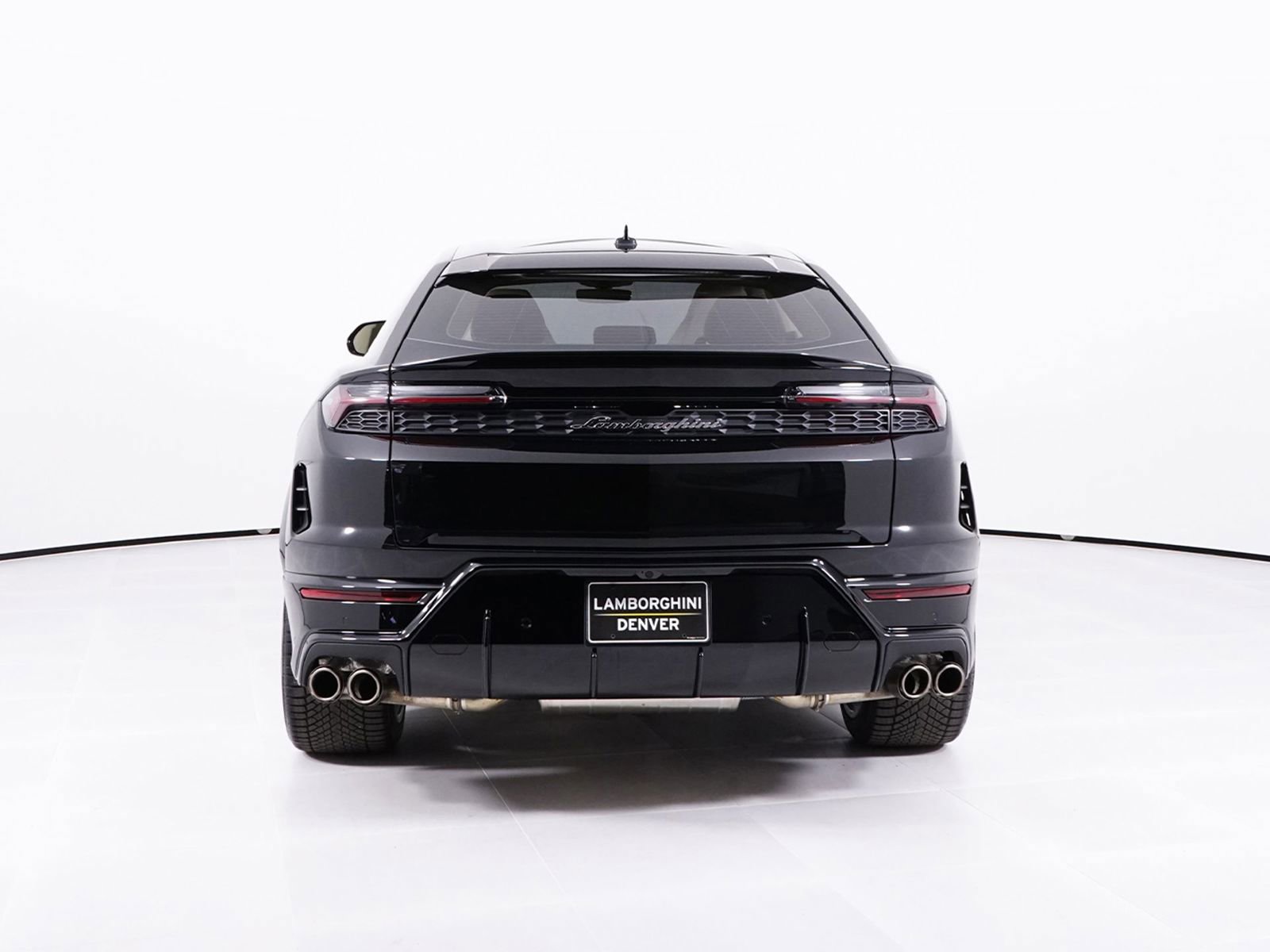 Used 2026 Lamborghini Urus SE AWD/4WD image 7