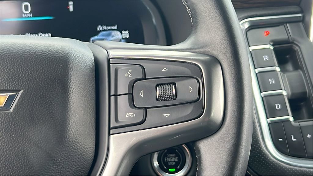 Used 2023 Chevrolet Suburban Premier image 30