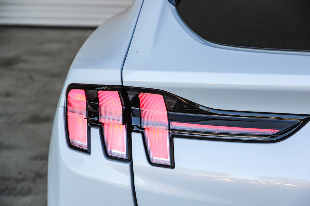 Certified 2023 Ford Mustang Mach-E Select RWD image 9