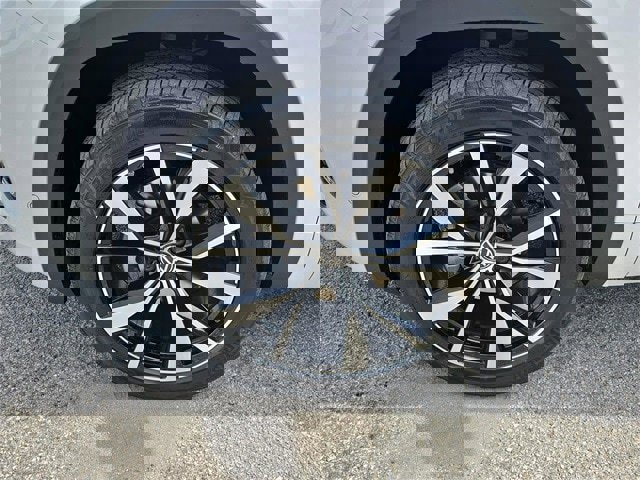 New 2026 Volkswagen Atlas SEL Premium R-Line image 10
