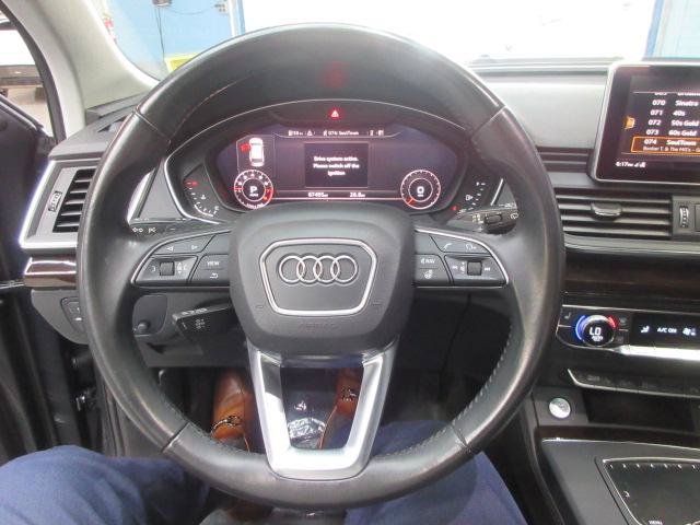 Used 2019 Audi Q5 2.0T Premium Plus w/ Premium Plus Package AWD/4WD image 19