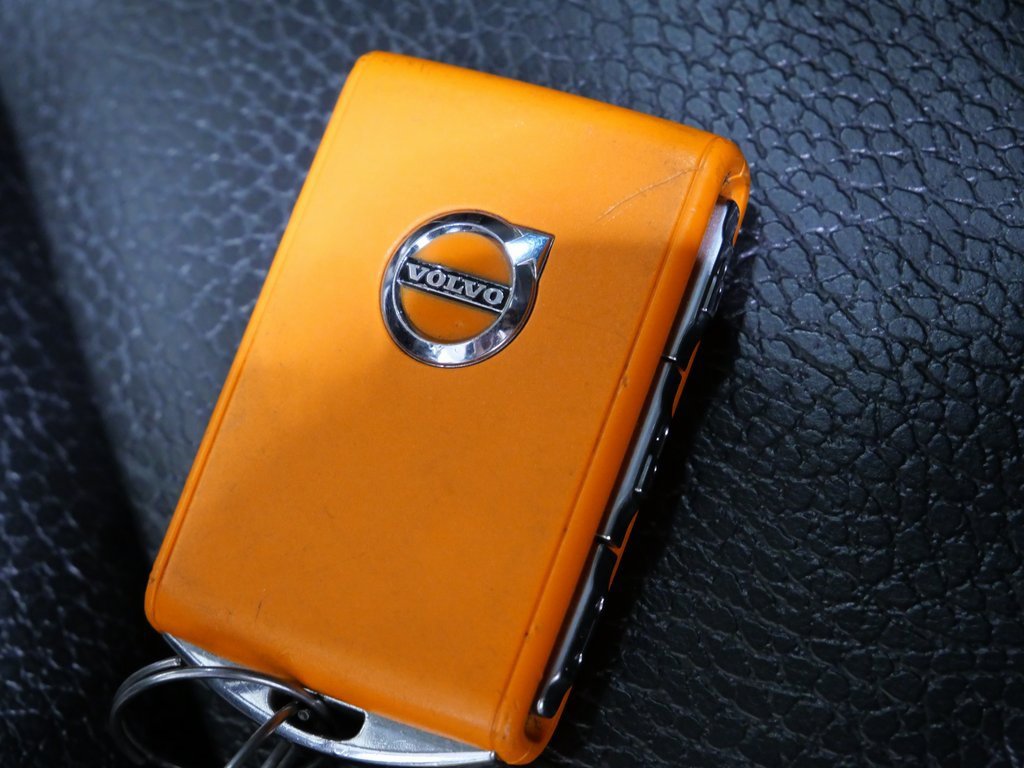 Used 2024 Volvo S60 B5 Plus image 29