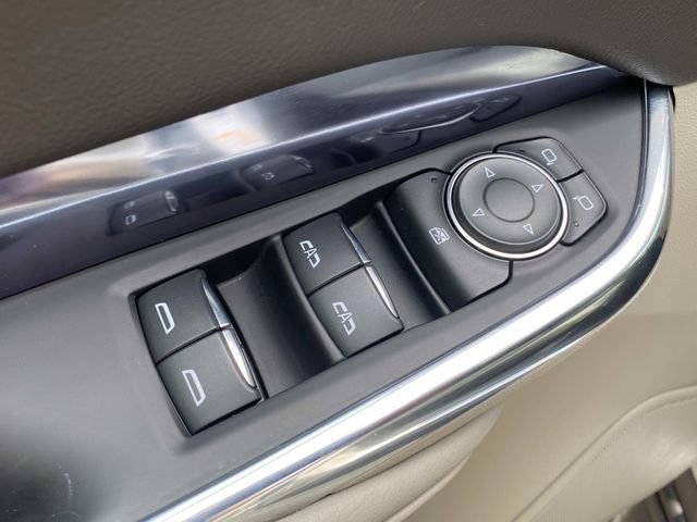Used 2023 Cadillac XT4 Luxury FWD image 13