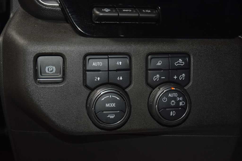 Used 2024 Chevrolet Silverado 3500 High Country w/ High Country Premium Package AWD/4WD image 39