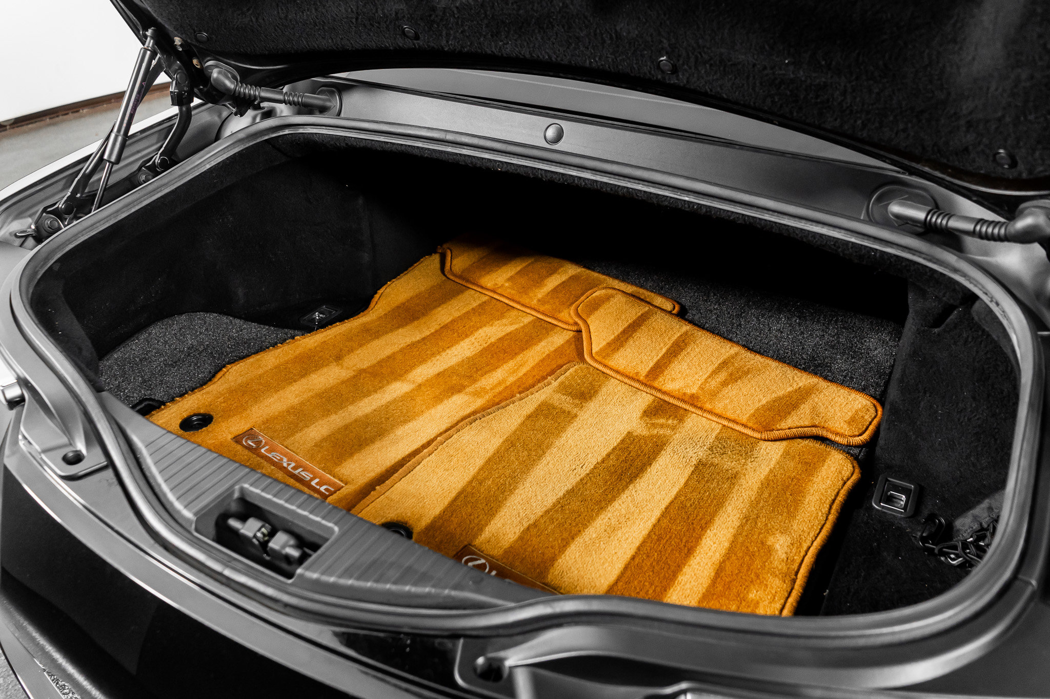 Used 2018 Lexus LC 500 Coupe image 54