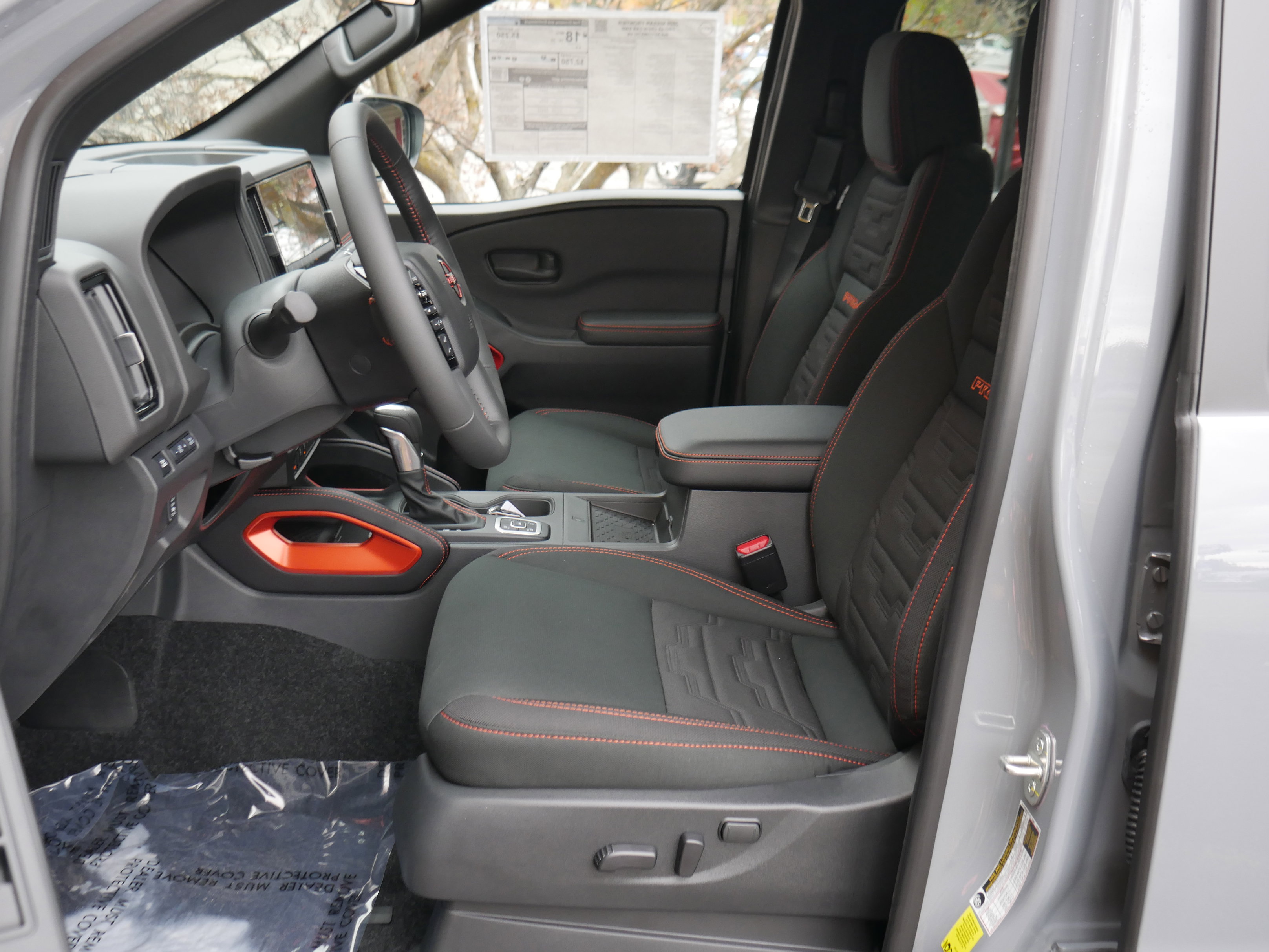 New 2026 Nissan Frontier PRO-4X w/ Pro-4x Convenience Package AWD/4WD image 3