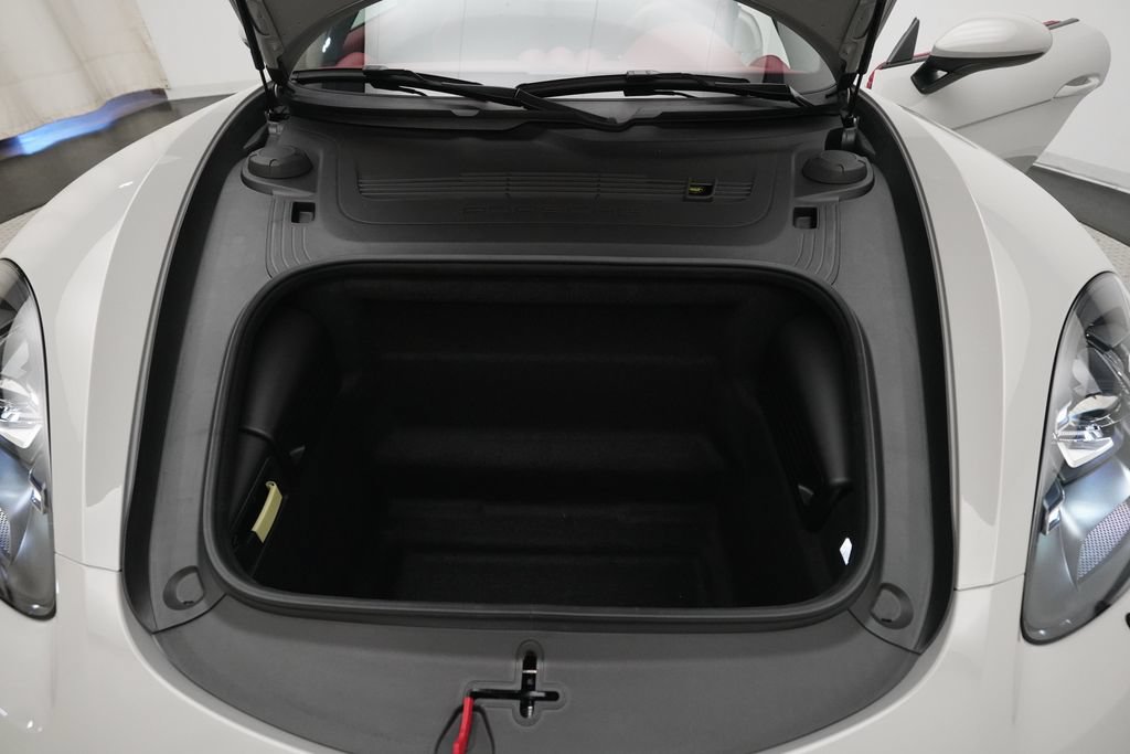 Certified 2025 Porsche 718 Cayman GTS RWD image 9