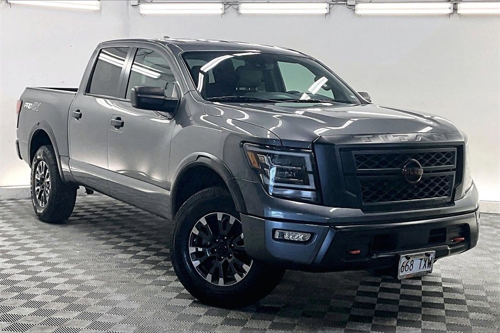 Used 2023 Nissan Titan PRO-4X image 11