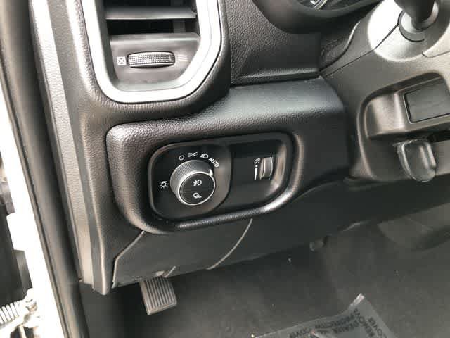 Certified 2024 RAM 2500 Big Horn AWD/4WD image 31